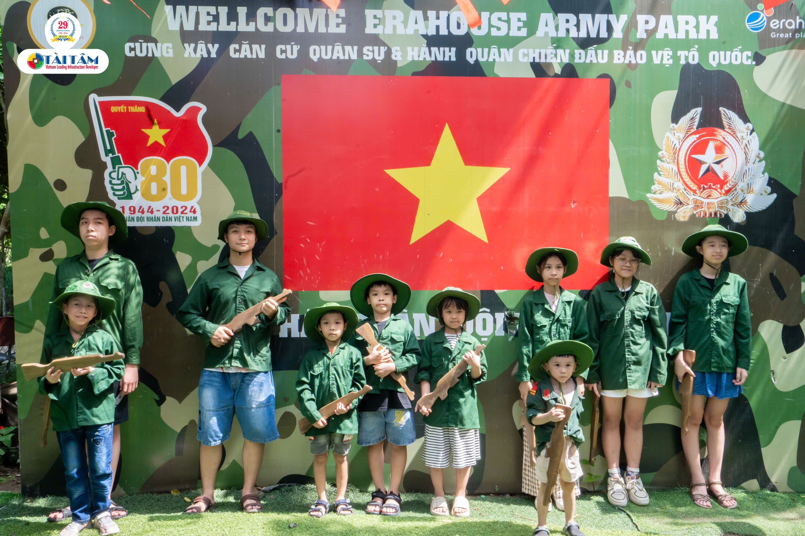 TRẺ EM HÔM NAY - THẾ GIỚI NGÀY MAI